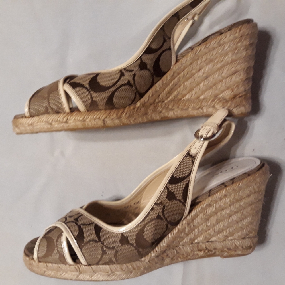 BNIB Coach size 11 wedge sandals